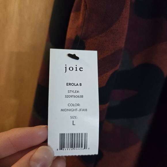 NWT Joie Erola B Silk Halter Top - Picture 3 of 4